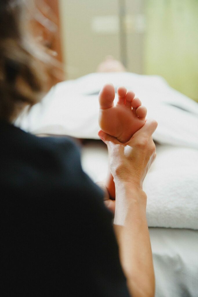 Reflexology Service at Spa 901